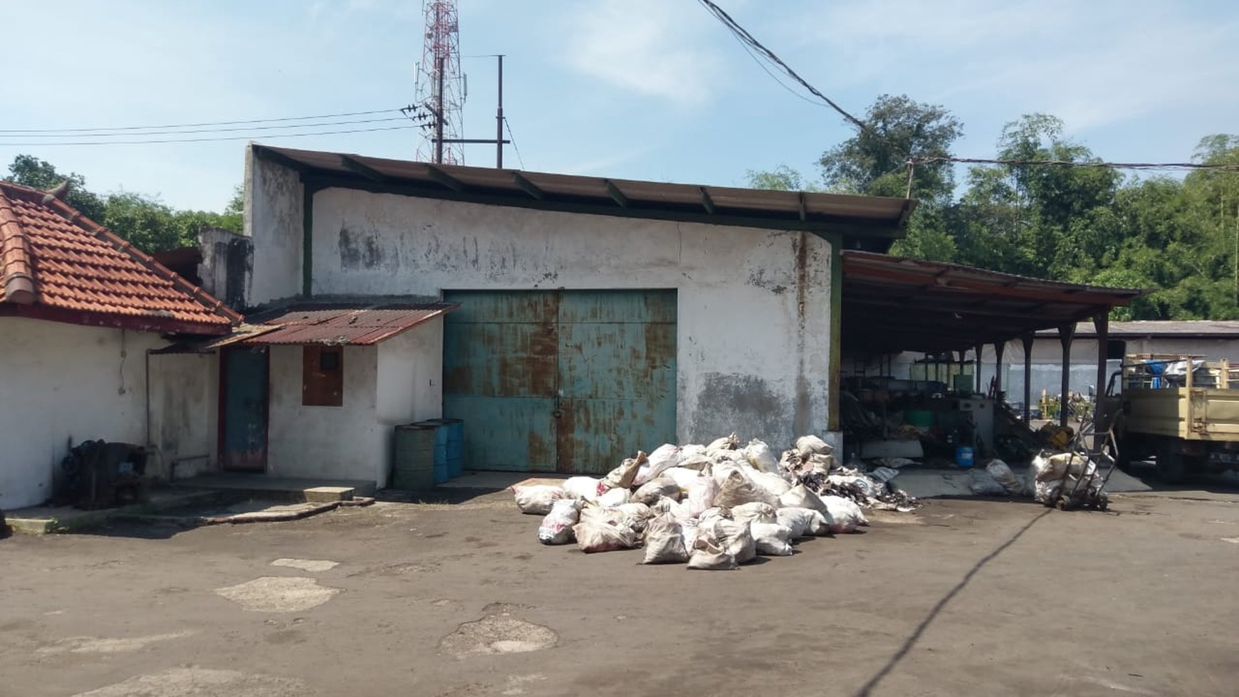 MURAH Dijual 9500 m2 Pabrik Sidoarjo di Sawunggaling - Jemundo - Kec.Taman - Hitung Rp.1,8 jt/m2 Nego -  Bawah Appraisal Bank