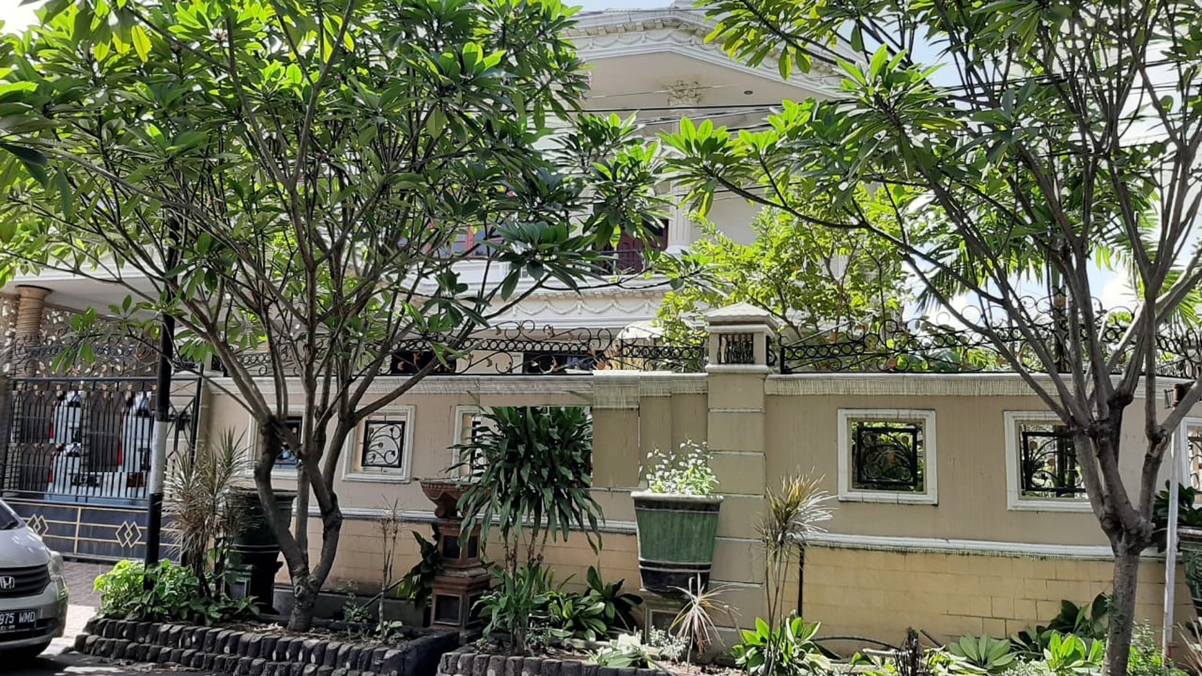 Rumah Asri Bagus Hot Sale di Pondok Indah Jakarta Selatan