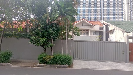 Rumah dijual di Salemba