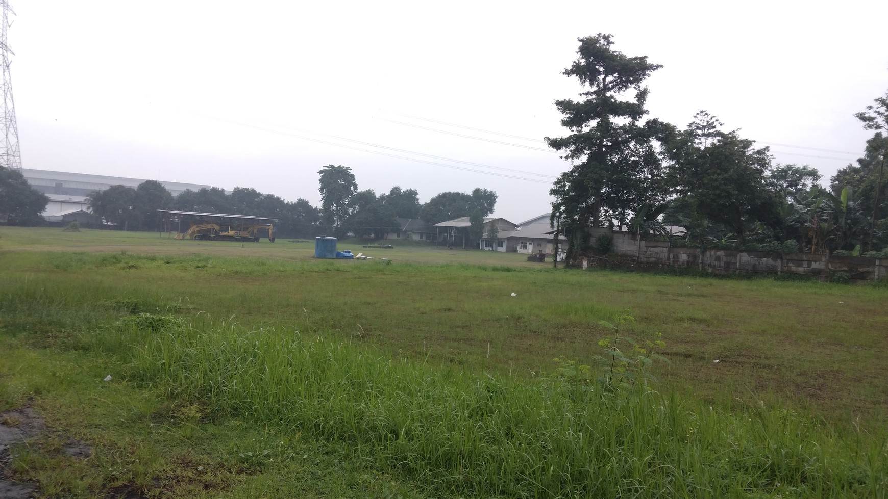 Tanah Di Naragong pinggir jalan raya untuk gudang bisa truk 40 fit