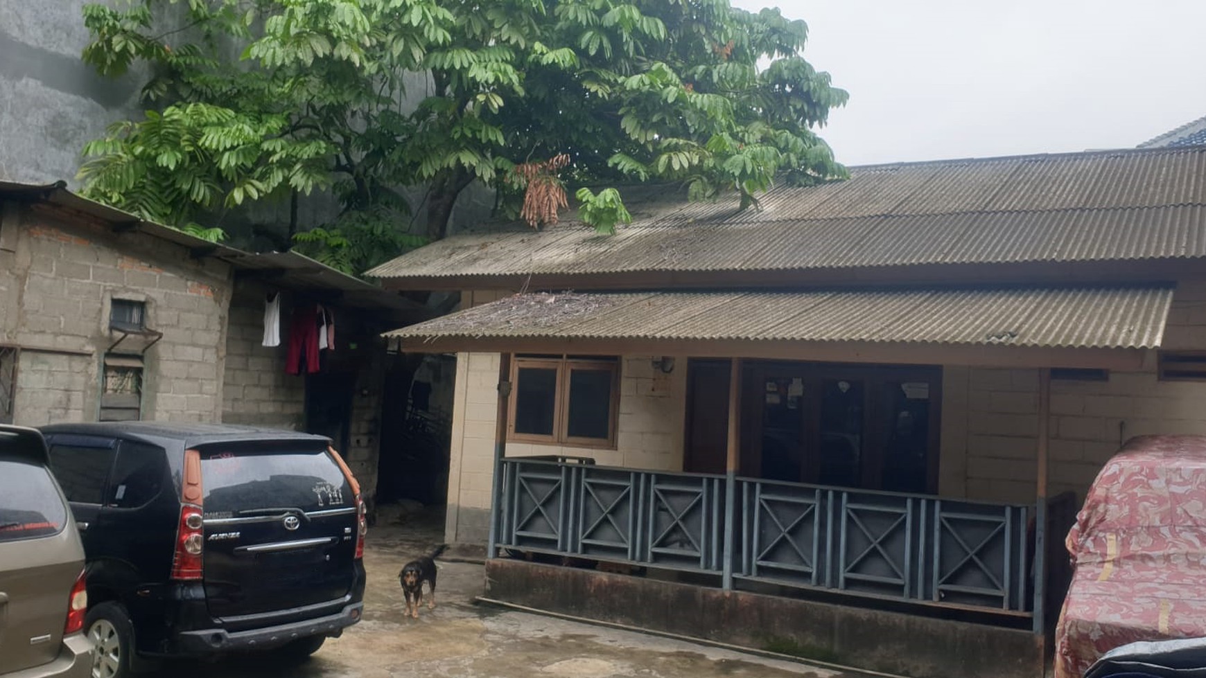 Dijual Rumah Lokasi Strategis di Pinggir Jalan Raya @Matraman