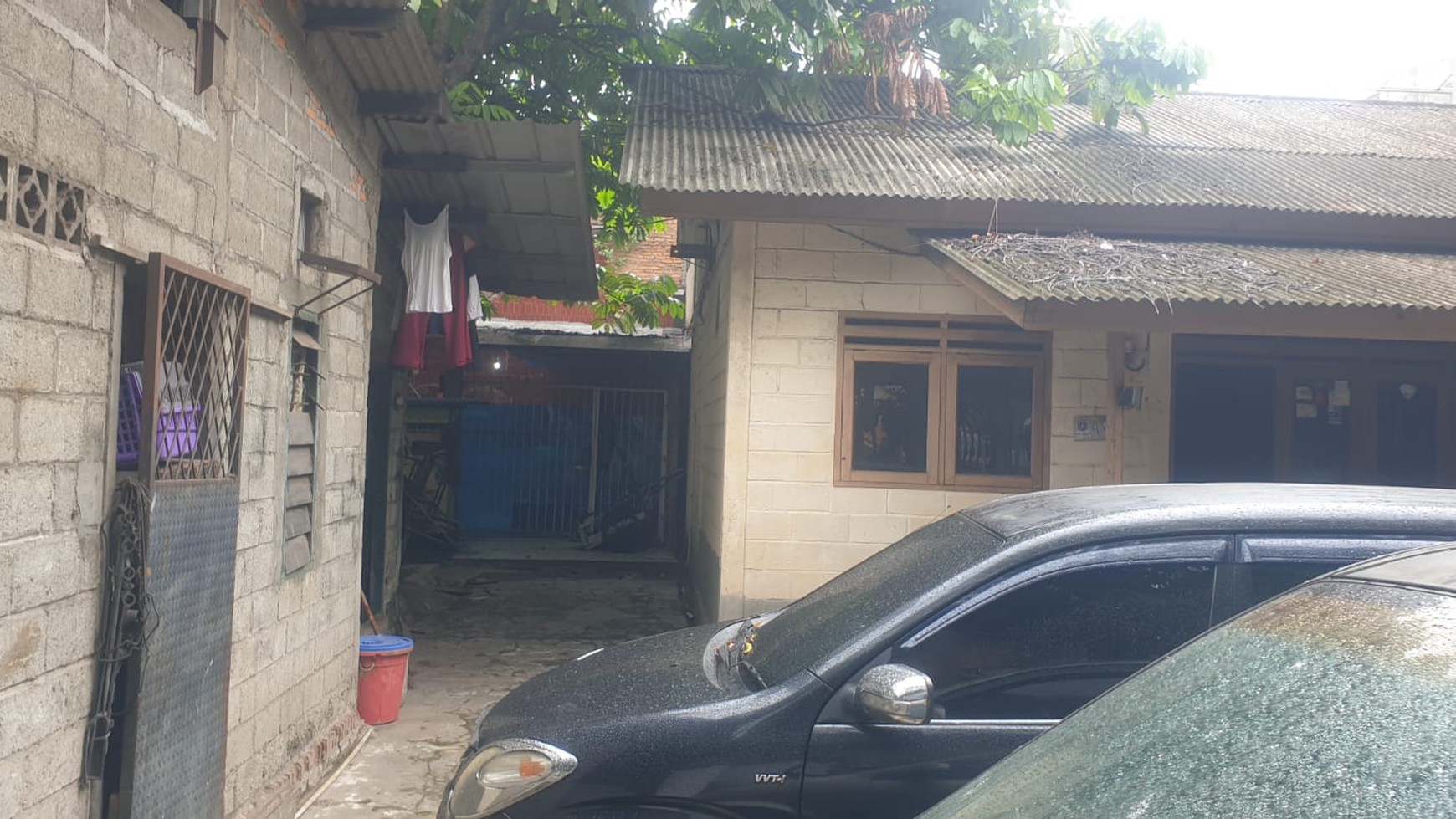 Dijual Rumah Lokasi Strategis di Pinggir Jalan Raya @Matraman