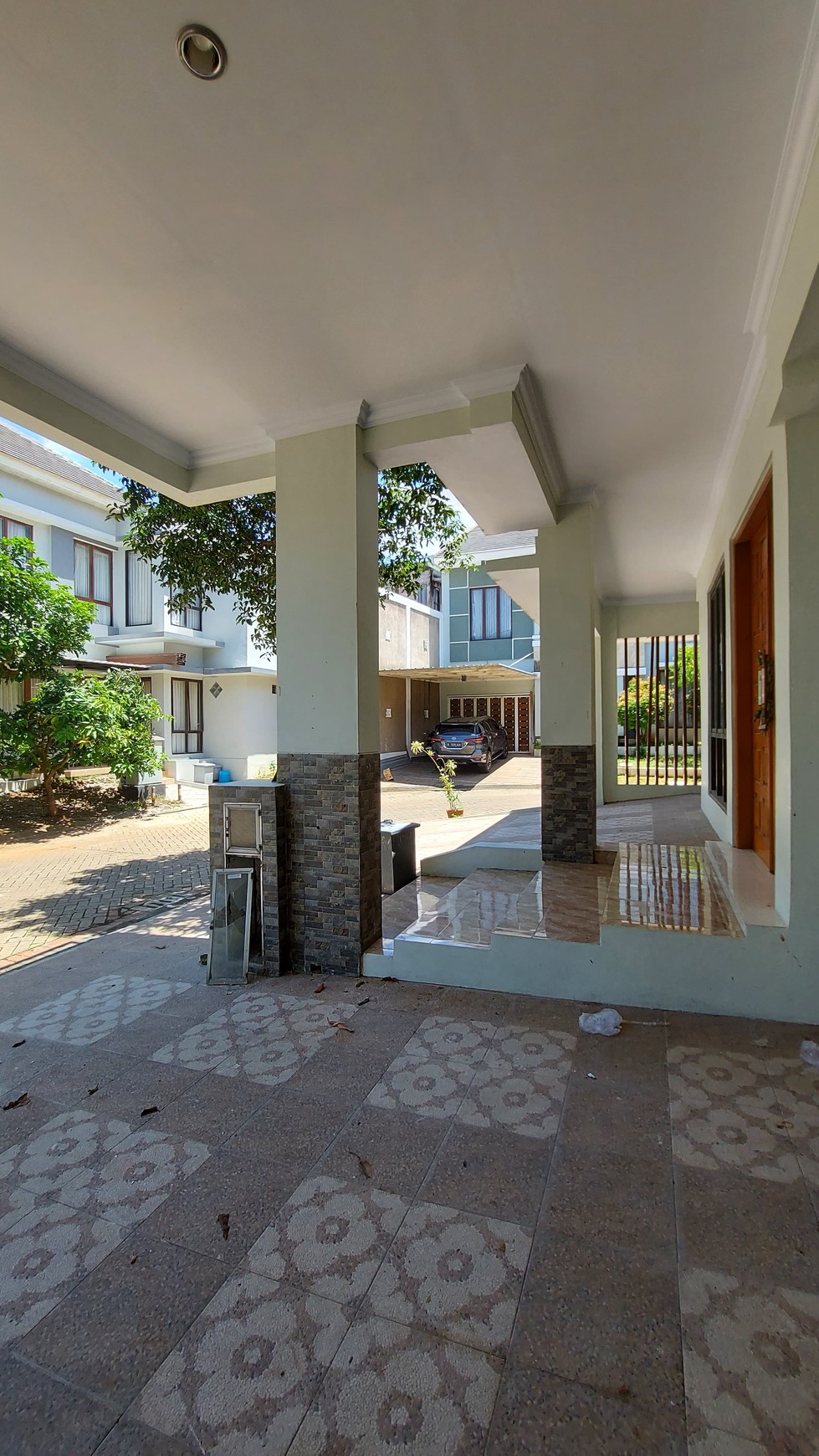 Rumah Bagus Di Discovery Fiore Bintaro Jaya Sektor 9