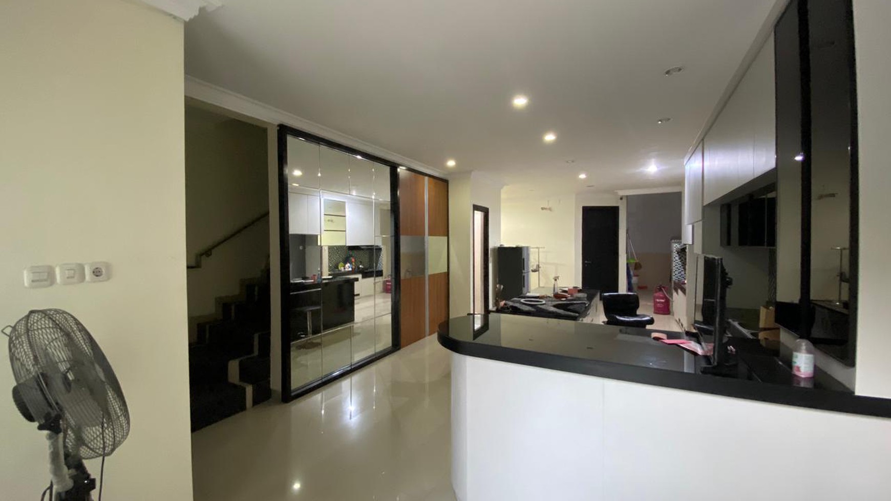 Dijual Rumah Graha Santoso Regency - Modern Minimalis - Wonorejo Timur - Rungkut - Surabaya Timur - Dekat MERR, Galaxy Mall, ITS