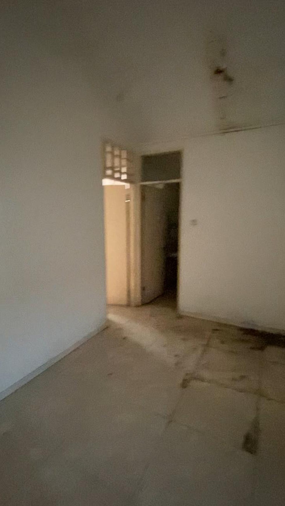 Dijual rumah hitung tanah lingkungan nyaman dan bagus dipondok indah