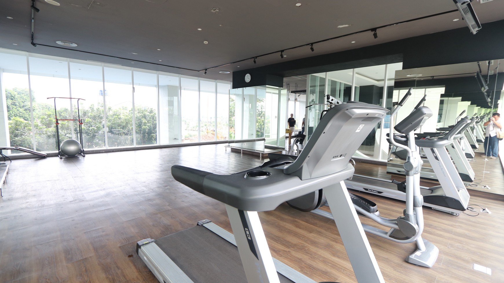 DIJUAL APARTEMENT BREEZE BINTARO, DEPAN BINTARO PLAZA, 5 MENIT STASIUN  PONDOK RANJI / Cozy and Strategic Apartment FOR SALE # DGDD