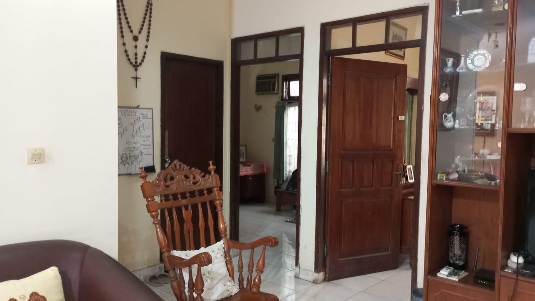 Dijual Rumah Nyaman di daerah asri di Selatan Jakarta  5 menit ke MRT Lebak Bulus #DGDD