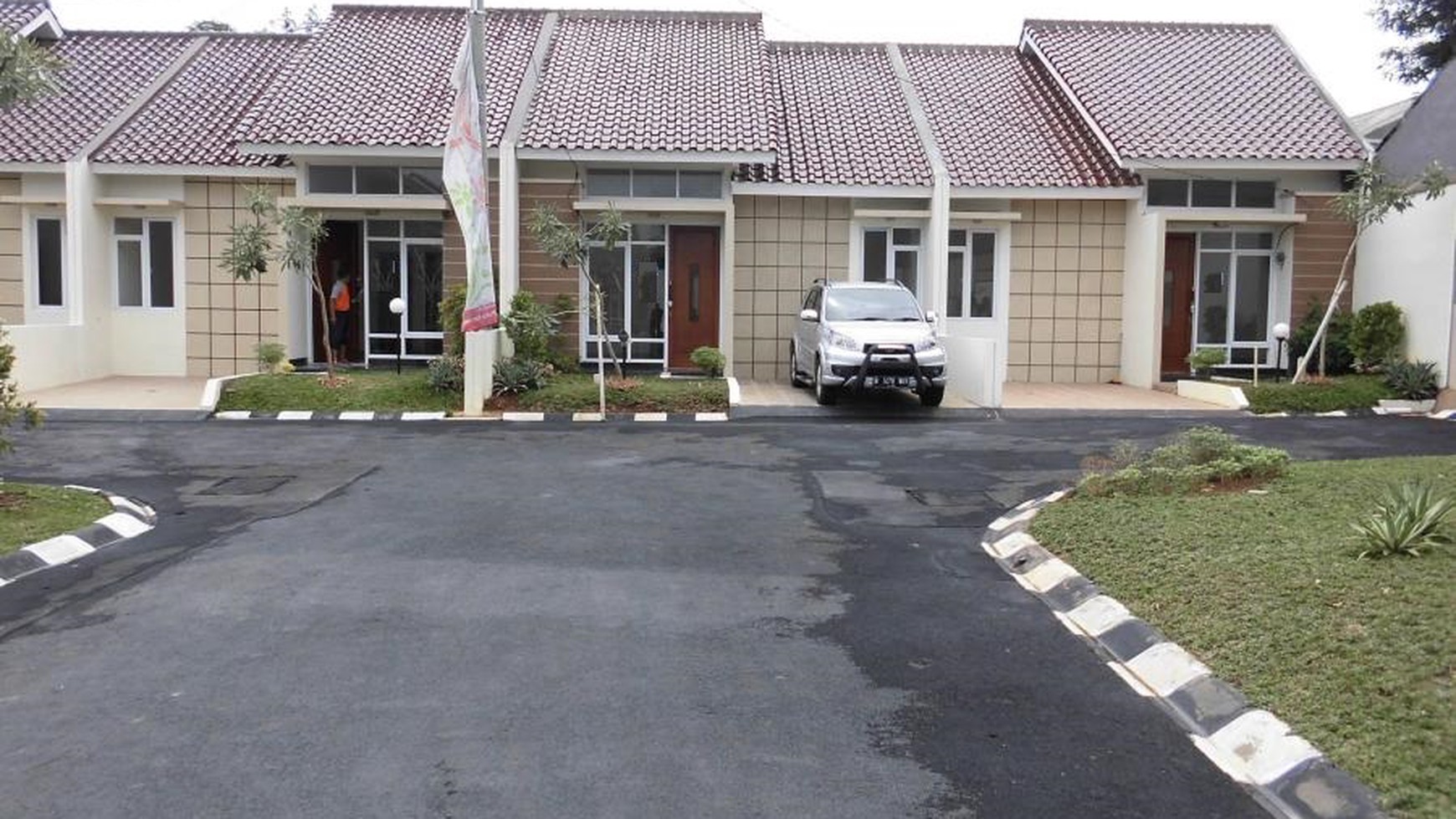 Rumah dalam cluster,baru di Pondok Aren