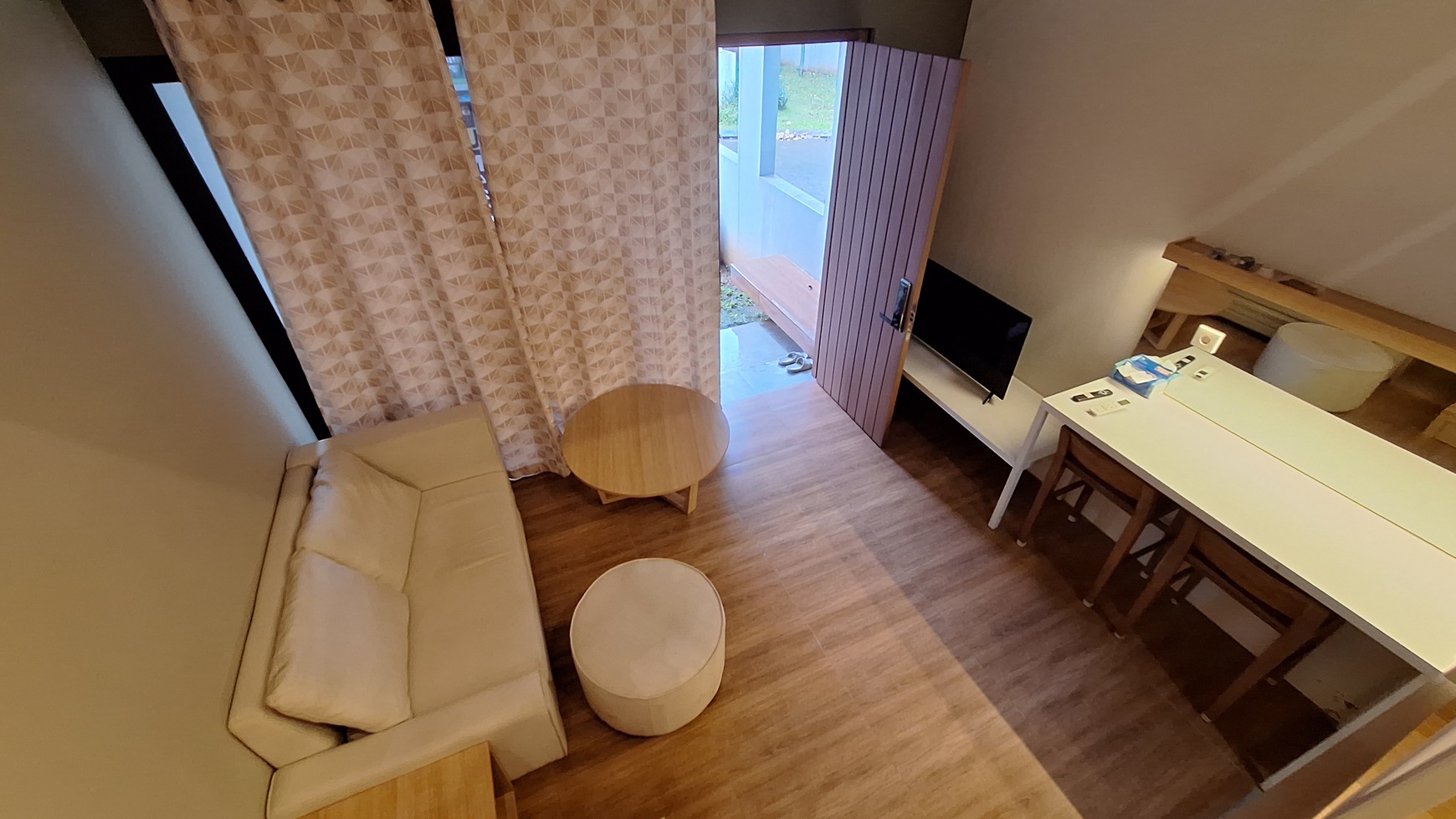 Disewa Rumah Milenial Fleekhauz BSD City, Fully Furnished, Siap Huni 