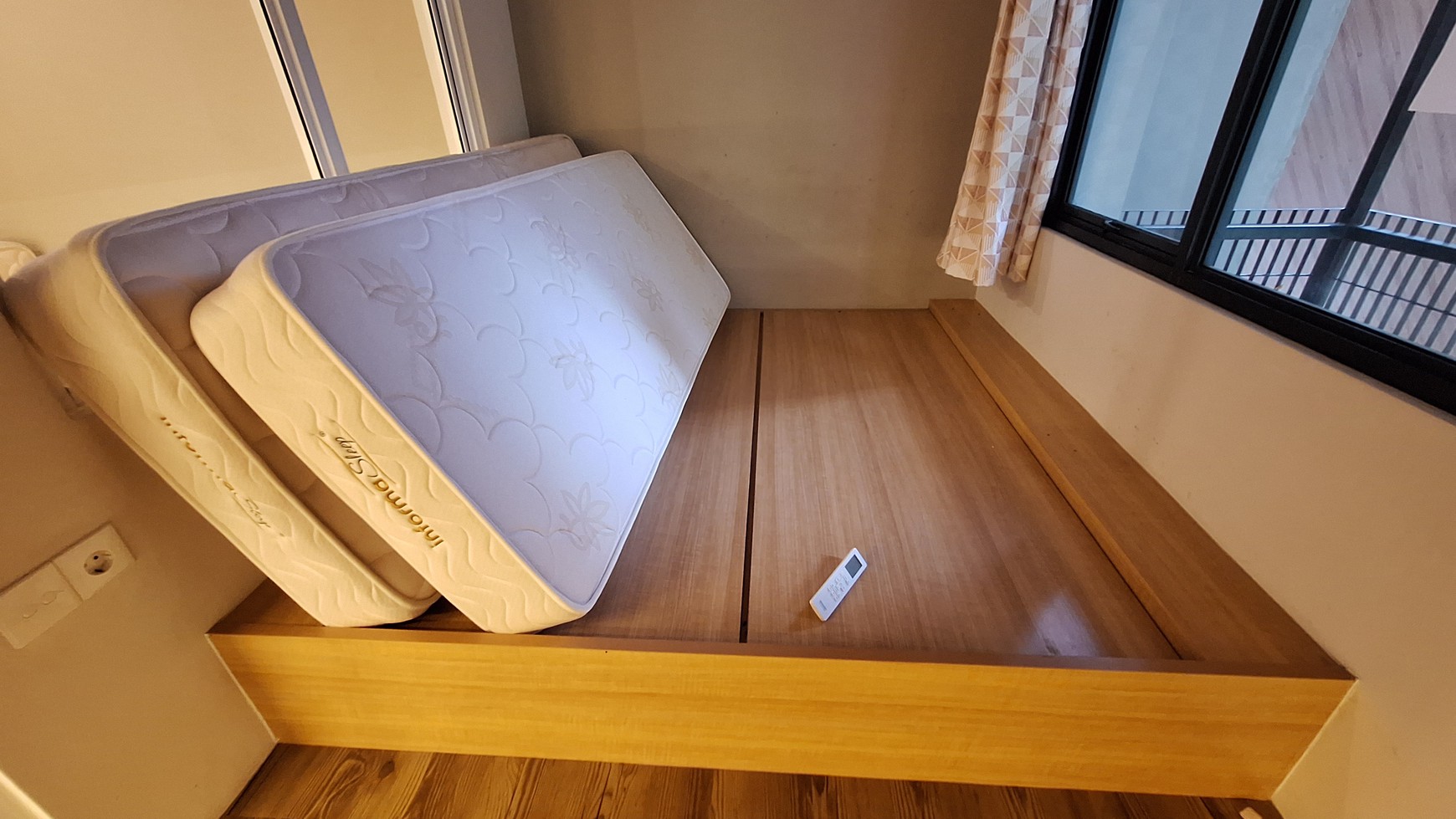 Disewa Rumah Milenial Fleekhauz BSD City, Fully Furnished, Siap Huni 