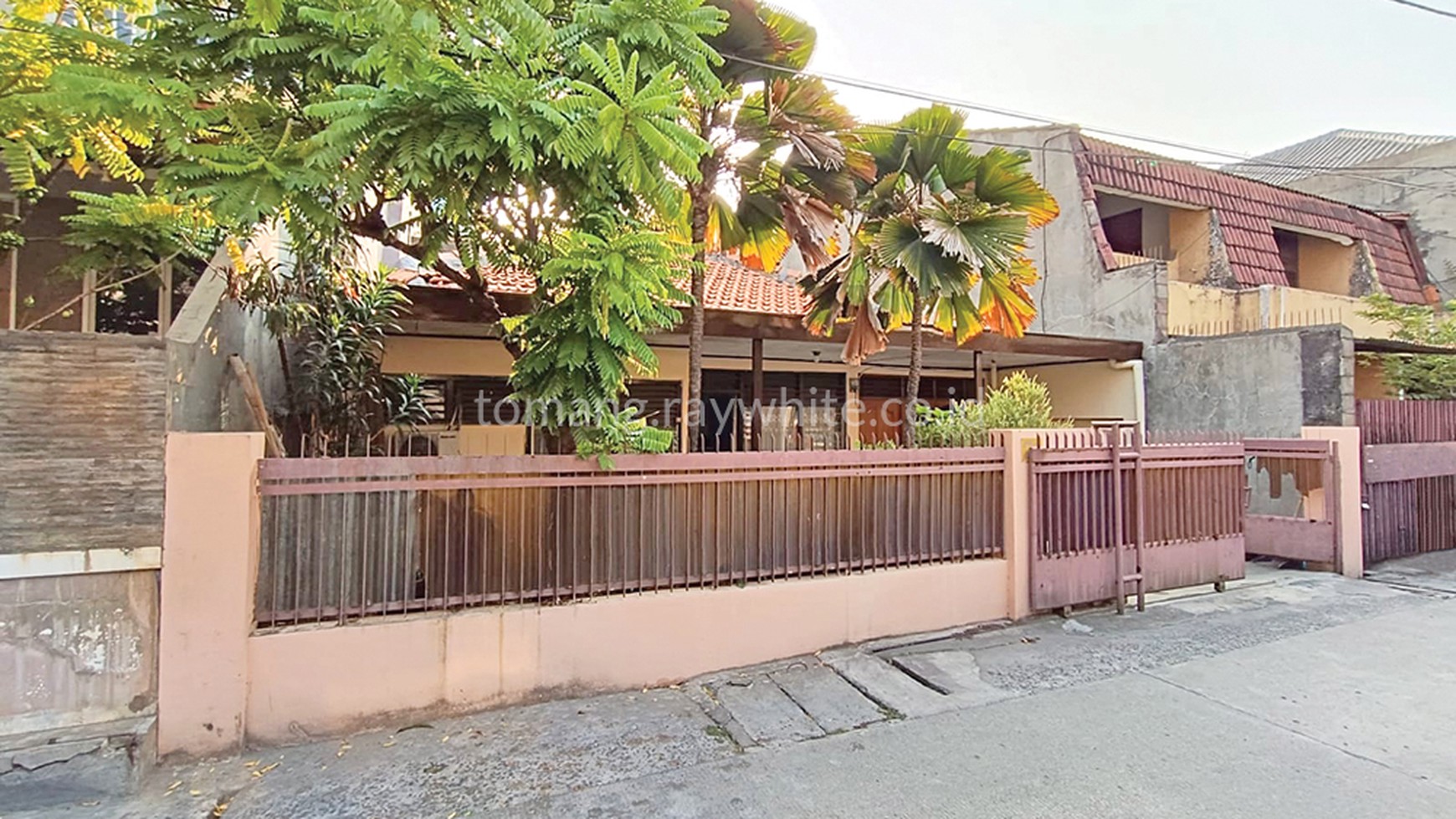 Rumah dijual di Tomang