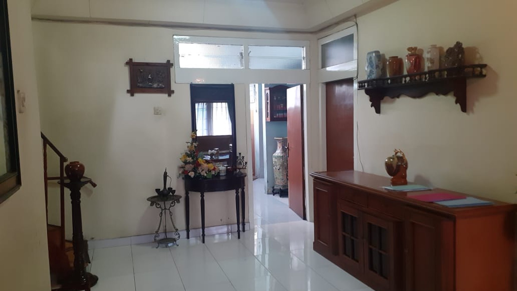 Rumah 2 Lantai Cantik di Kota Bandung