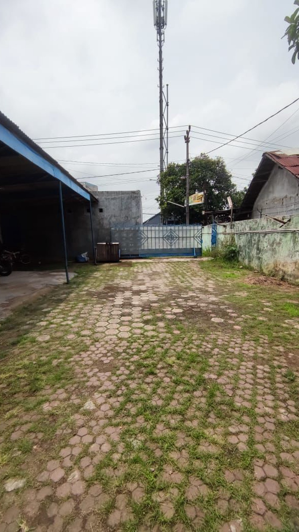 Dijual Rumah + 2 Kios Jalan Raya Buwek Sumberjaya Tambun Selatan Bekasi