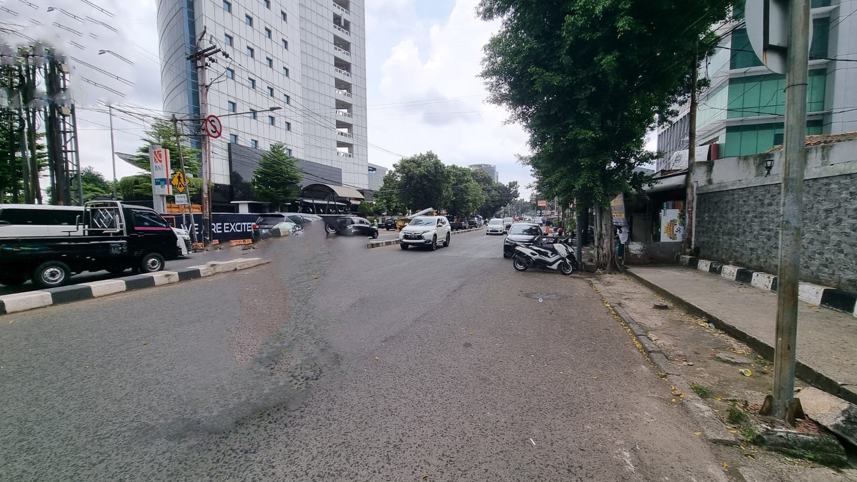 Gedung Perkantoran Siap Pakai dan Lokasi Strategis @Pondok Pinang