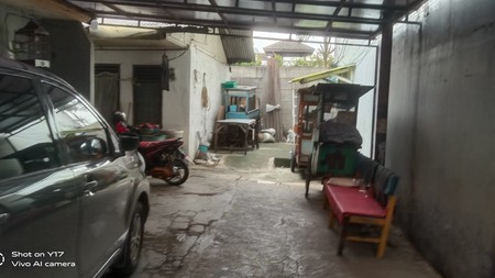 Rumah Di Jual Lokasi Komersil di Jakarta Selatan