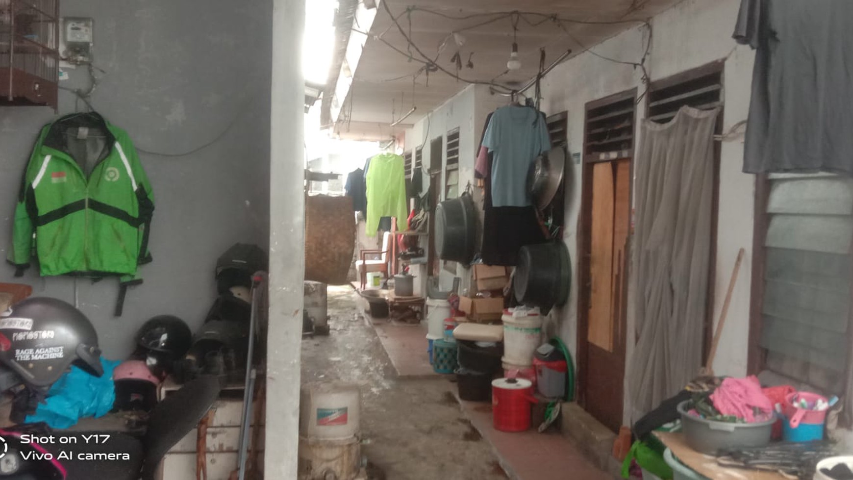 Rumah Di Jual Lokasi Komersil di Jakarta Selatan