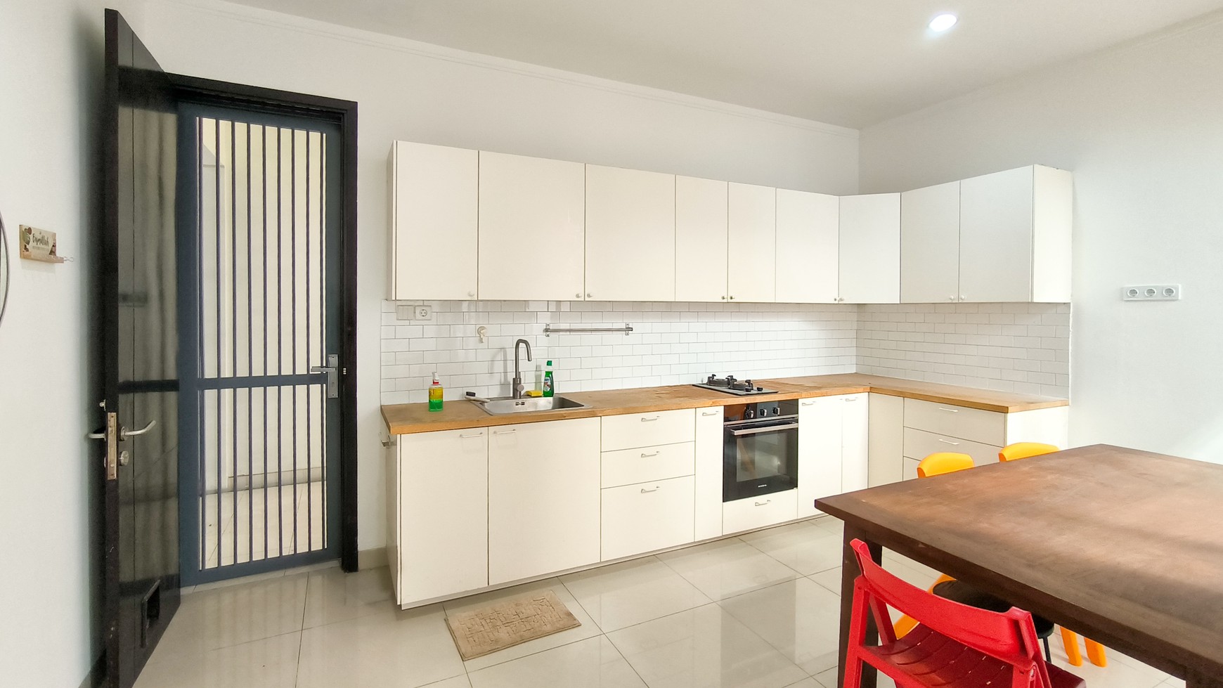 Rumah Bagus Siap Huni dan Asri di Discovery Flamine, Bintaro Sektor 9