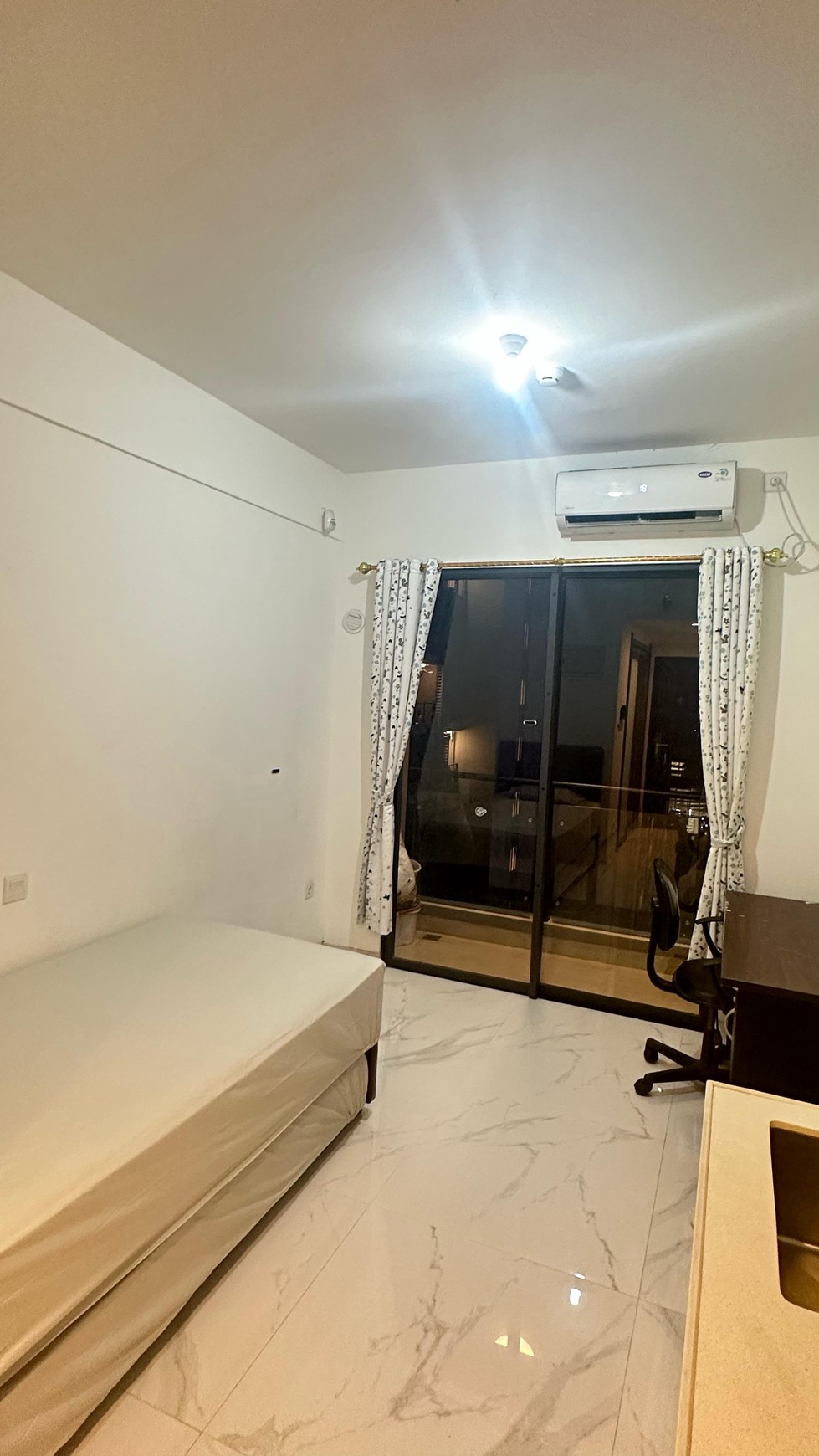 Apt Sky House BSD. Full Furnished Siap Huni. Harga Bagus. Strategis dekat AEON Mall.