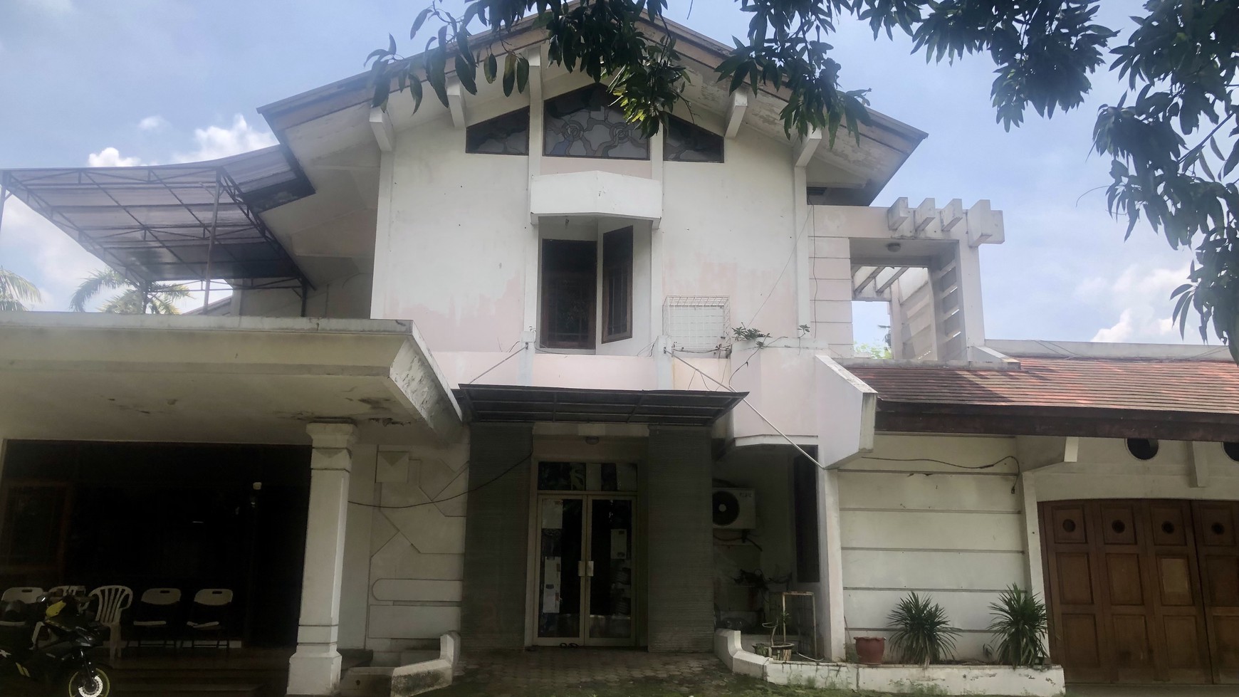 Rumah di Pondok Indah Terhitung Jual Tanah