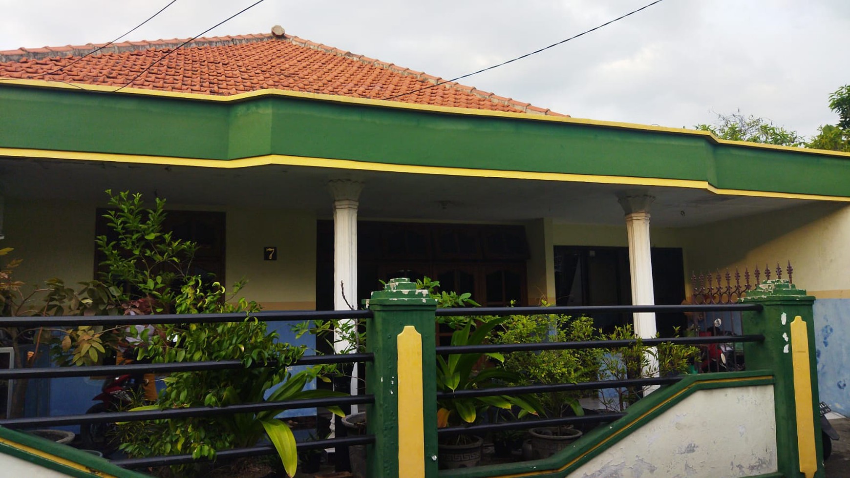 1667. Dijual Rumah di Jl Ratu Ayu , Wage Taman Sidoarjo