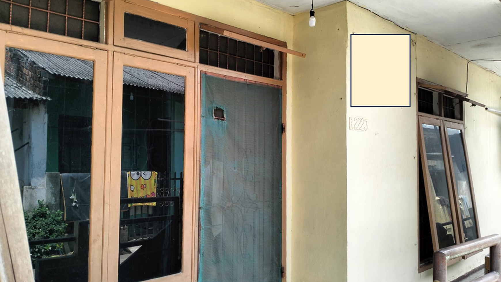 Rumah Dijual di Komplek Perumahan Kenten Laut