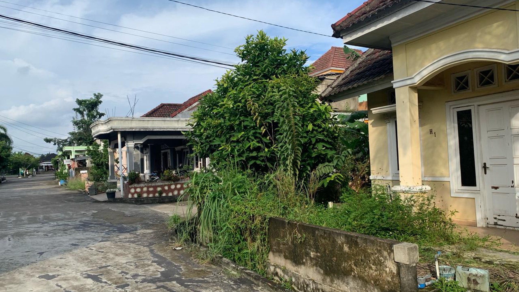 Rumah murah dijual cepat di Villa Gardena