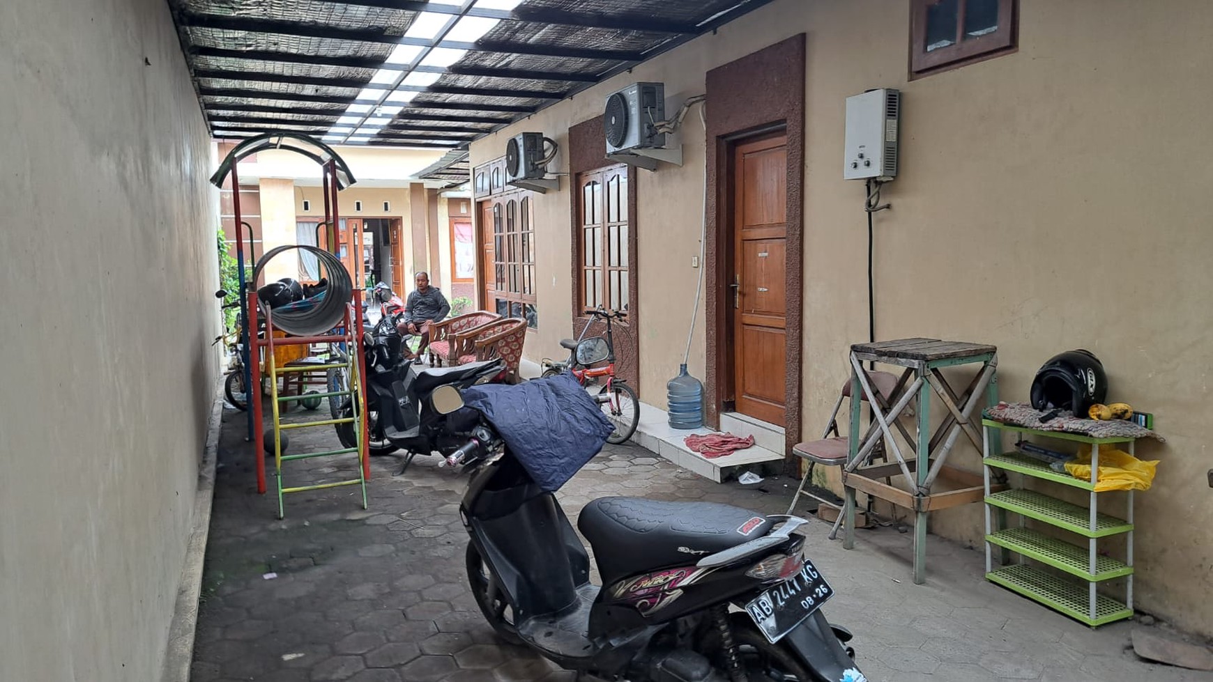 Rumah Tinggal 7 Kamar Lokasi Dekat Bakpia Jogkem GedongKuning 