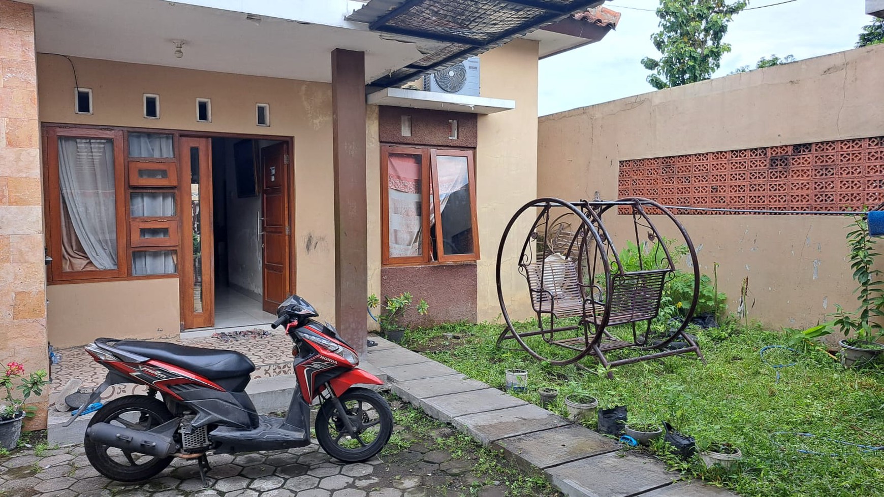 Rumah Tinggal 7 Kamar Lokasi Dekat Bakpia Jogkem GedongKuning 