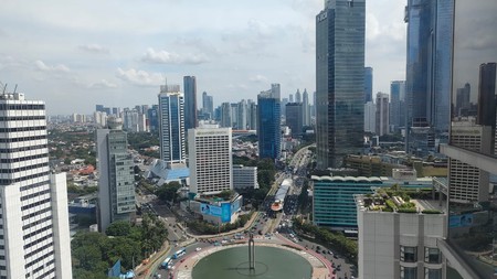 Perkantoran The Plaza Office Tower, hanya selangkah ke MRT station, luas : 200 m2, view ke Bundaran HI