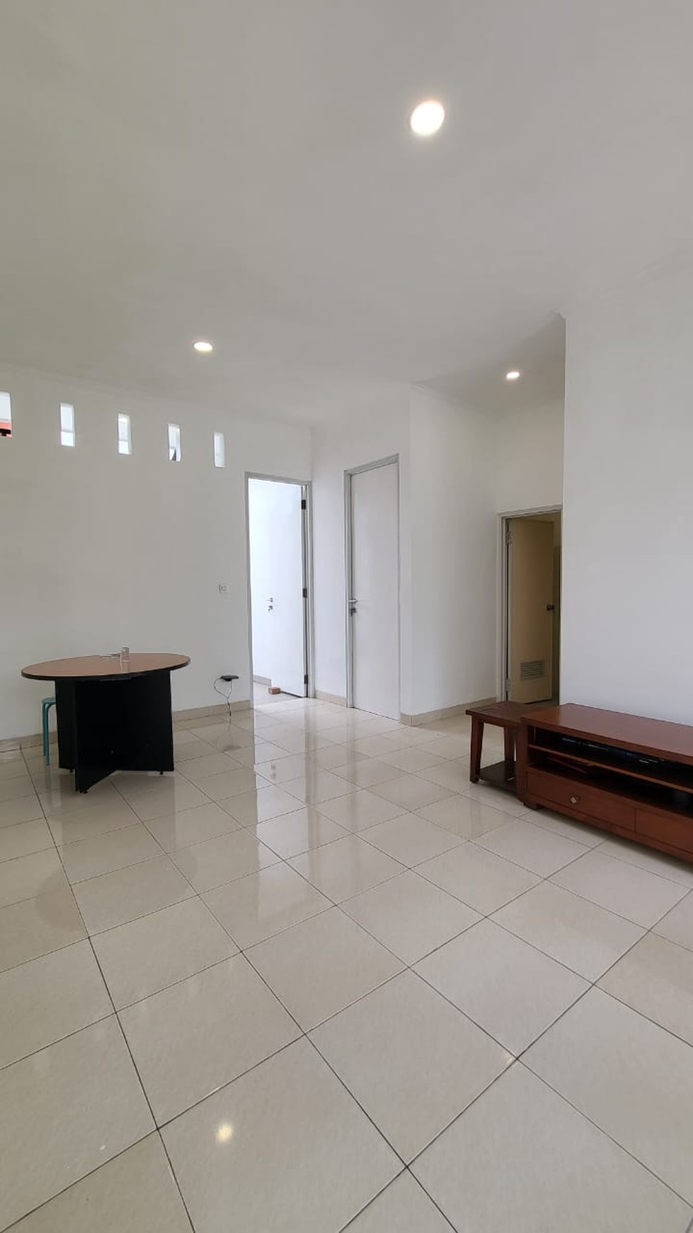Rumah Minimalis, Siap Huni, dan Asri @ Serua Village, Ciputat Timur
