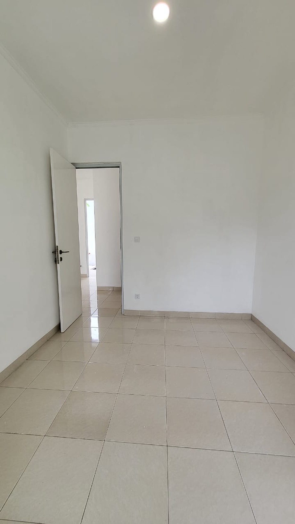 Rumah Minimalis, Siap Huni, dan Asri @ Serua Village, Ciputat Timur