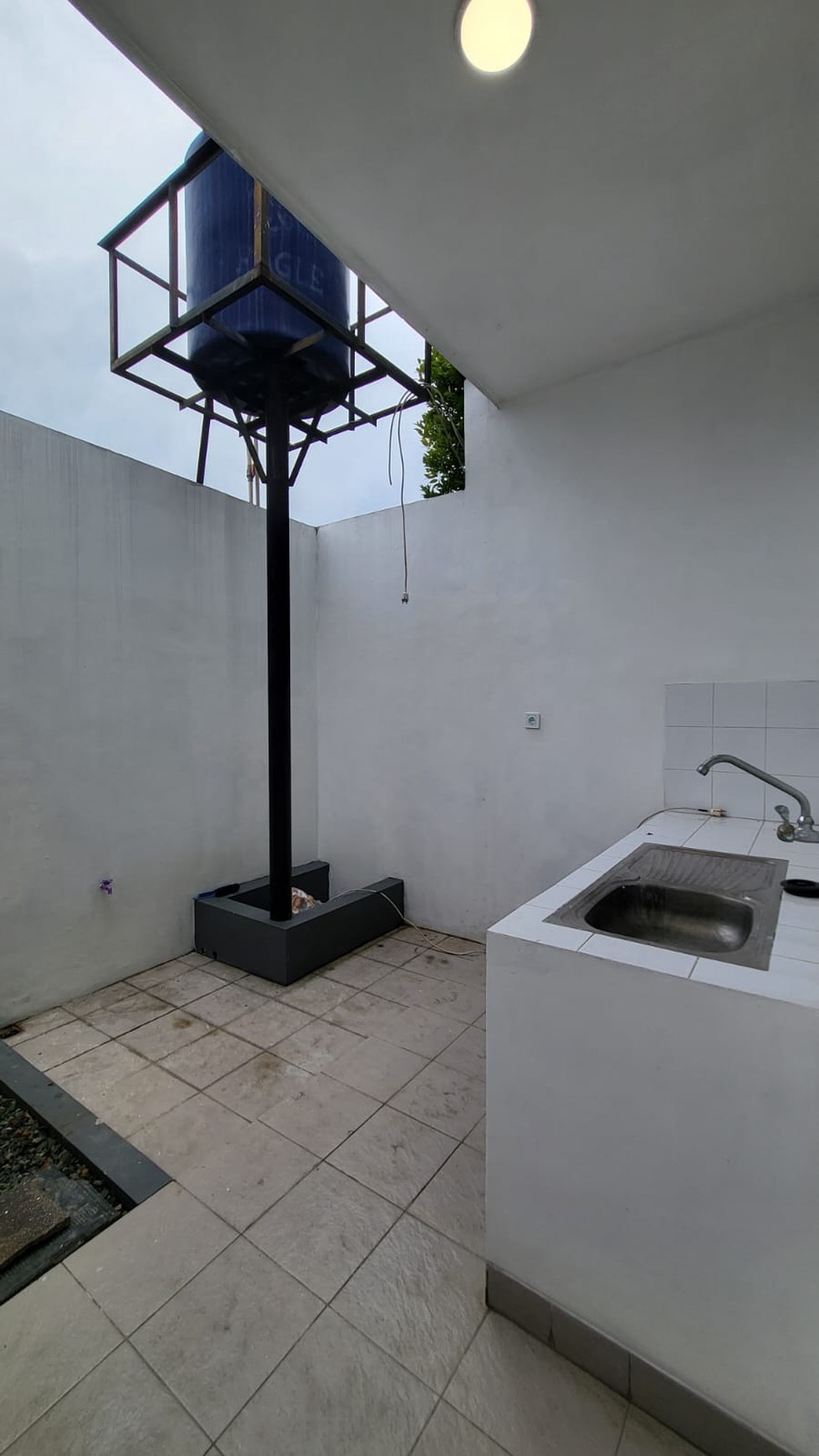 Rumah Minimalis, Siap Huni, dan Asri @ Serua Village, Ciputat Timur