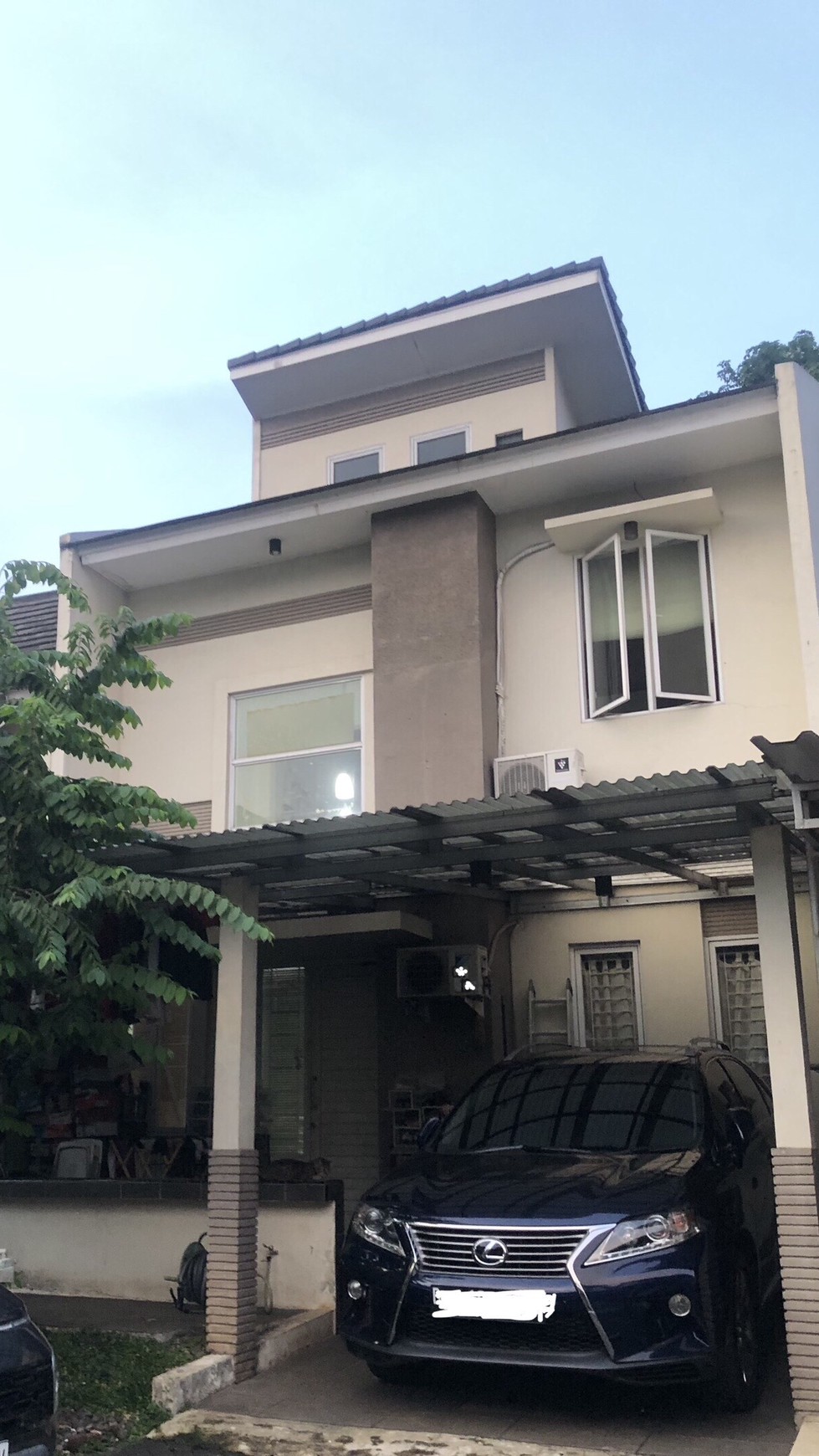 Termurah, Rumah 2 1/2 lantai di Cluster Neo Catalonia  BSD Nusaloka
