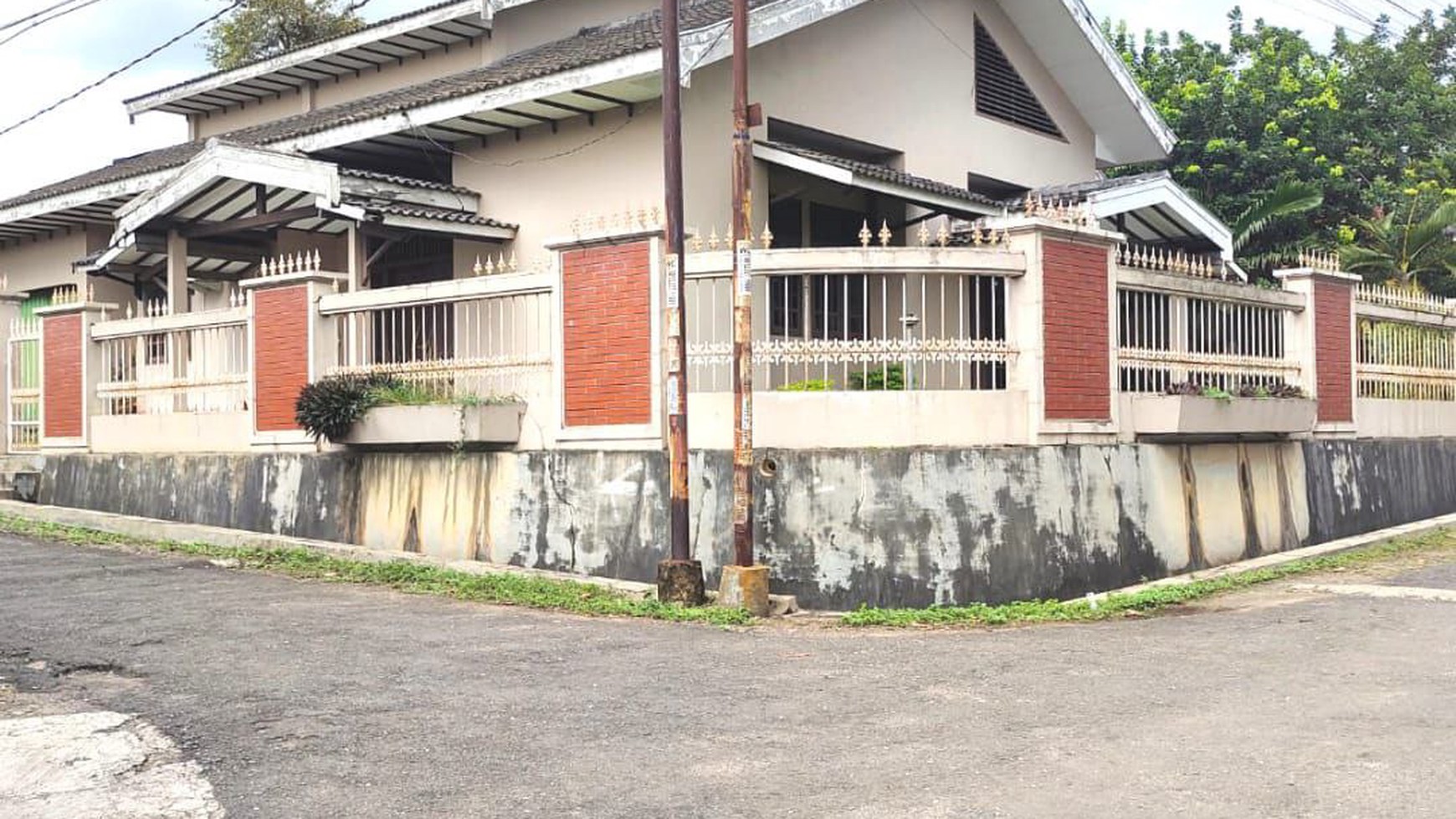 Dijual Rumah di Way Halim