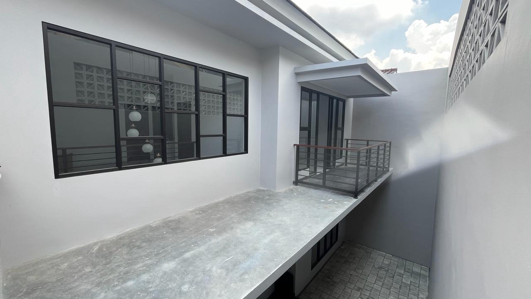 Rumah Minimalis Brand New  Hot Sale di Sektor 9 Bintaro Jaya