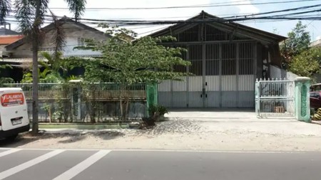 Gudang di jalan Utama Koja Tanjung Priuk Jakarta Utara