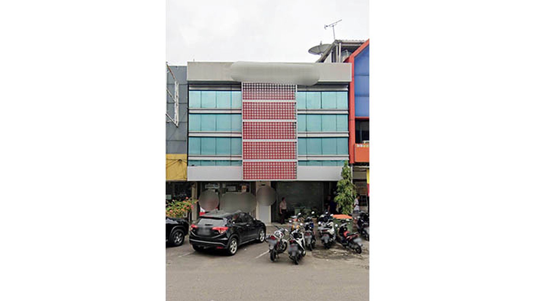 Ruko Gandeng Boulevard Raya, Kelapa Gading Luas 9x16m2