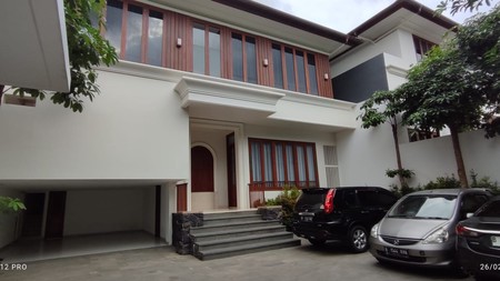 Rumah Mewah Siapa Huni dijual Kemang Selatan Jakarta Selatan 