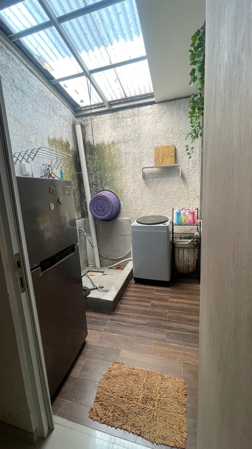 TURUN HARGA RUMAH CANTIK 2 LANTAI DI GREENVILE RELIFE SETU BEKASI