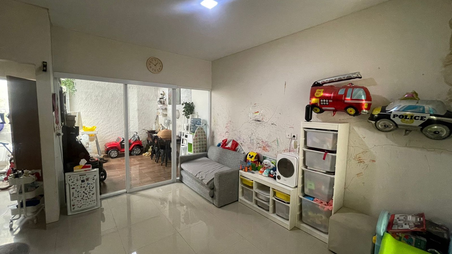 TURUN HARGA RUMAH CANTIK 2 LANTAI DI GREENVILE RELIFE SETU BEKASI