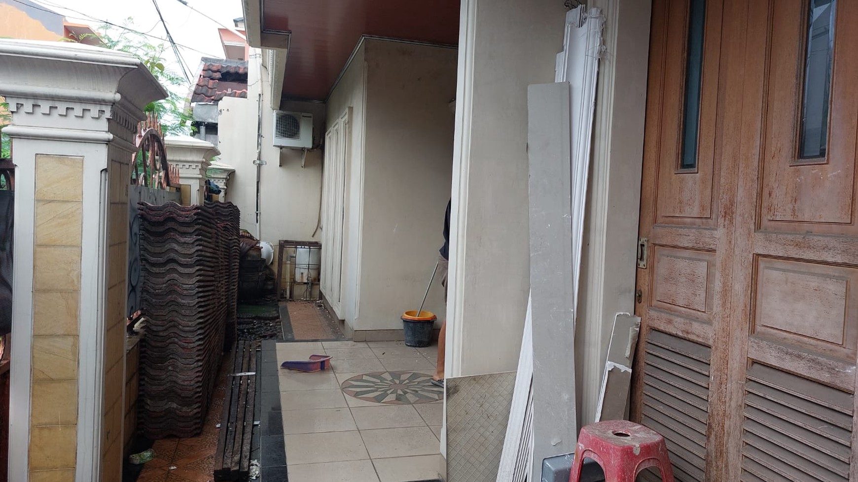 Dijual Cepat Rumah Hoek Harapan Baru, Bekasi Barat