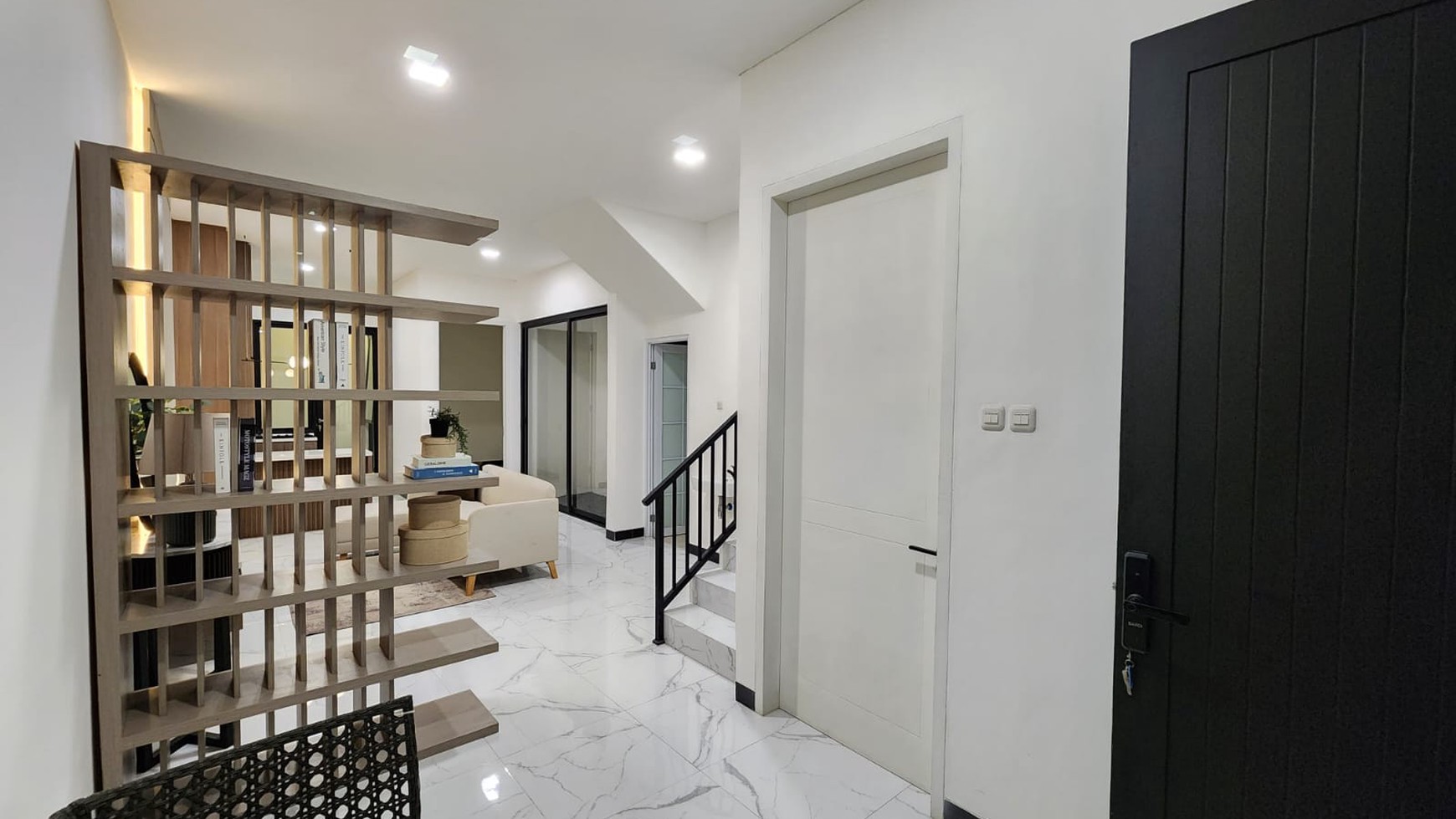 Rumah Baru2 Lantai  Lokasi Premium di BSD Tangerang Banten