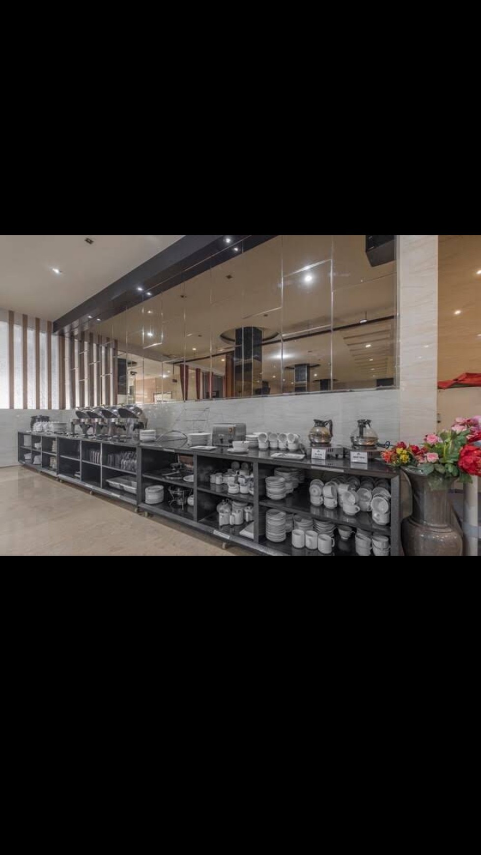 1038. Dijual Hotel Bintang 2 Jl Lembeh Makassar Sulawesi