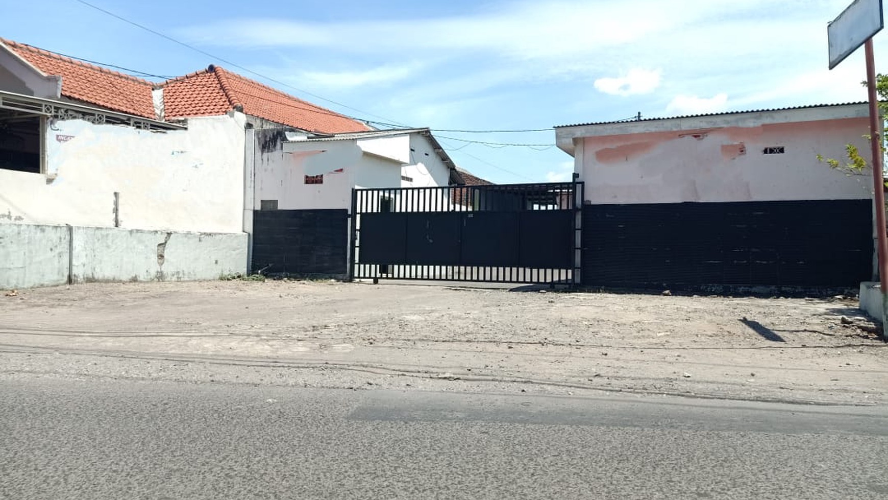 1014. Gudang + pabrik aktif Jl Beciro, Jumputrejo Sukodono Sidoarjo