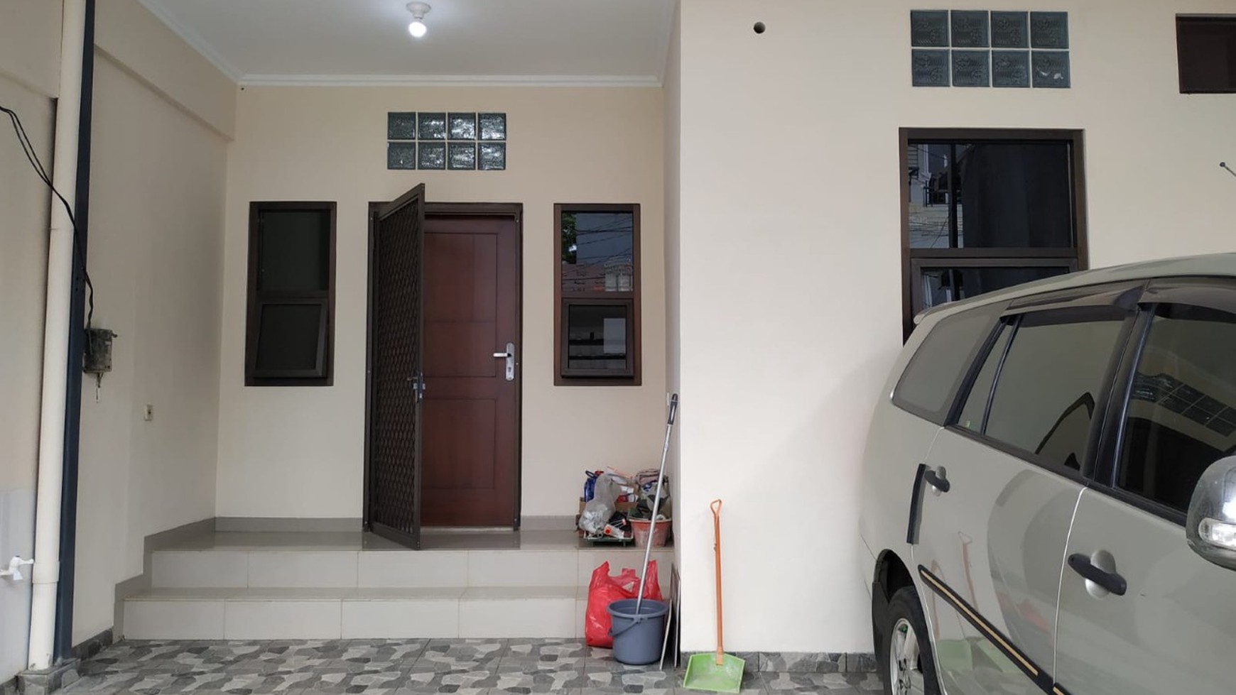 Rumah Renov Gading Elok Timur, Kelapa Gading Luas 6x17m2