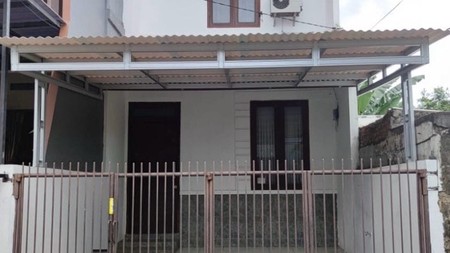 Termurah. Rumah 2 lantai Griya Loka, BSD