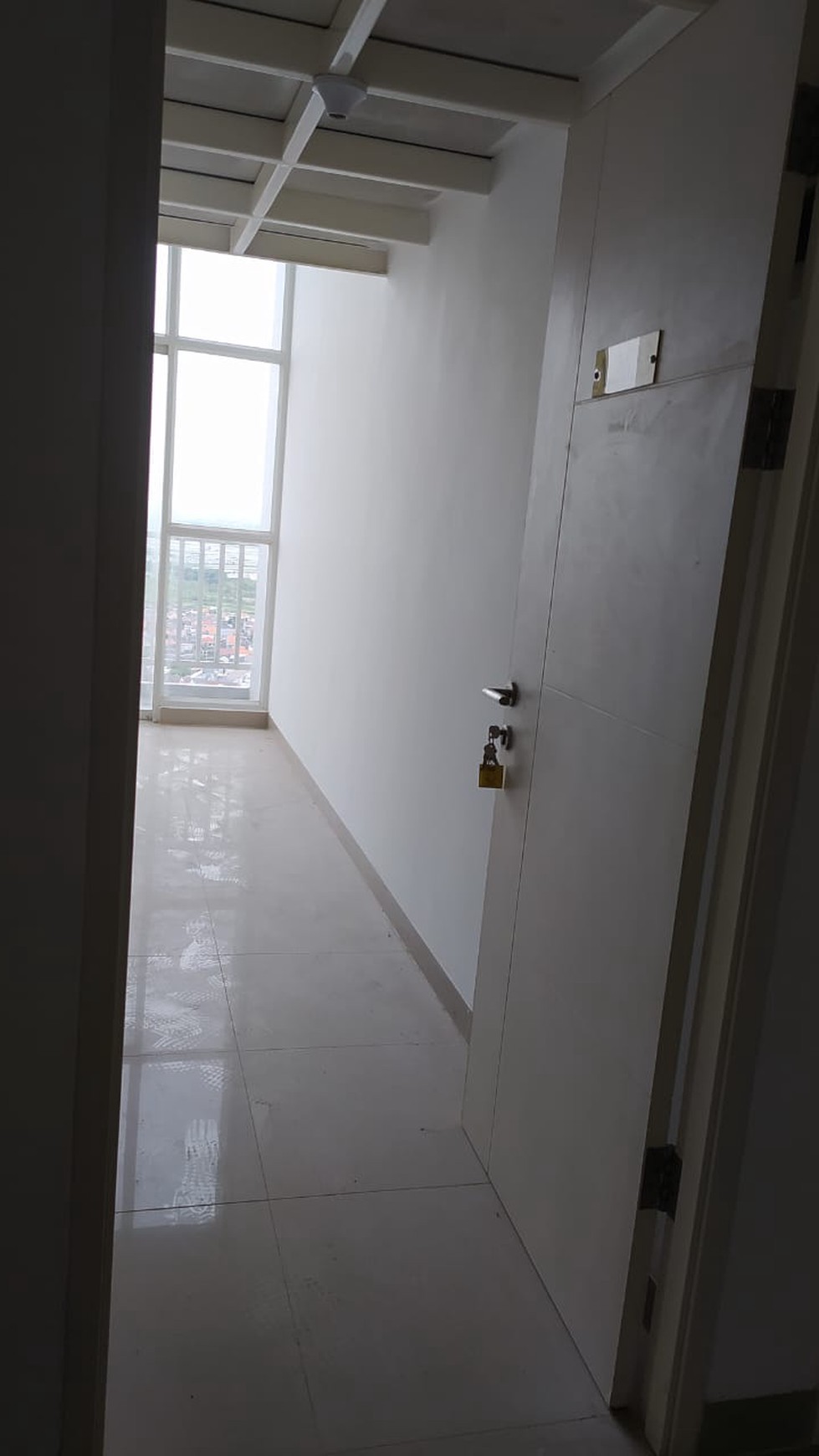 1661. Dijual Apartemen ICON Tower Anggrek