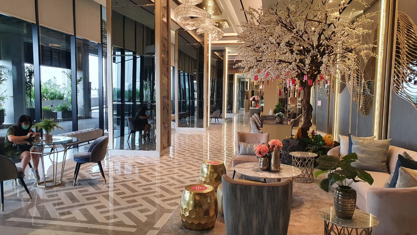 1044. Apartemen Pakuwon City Mall Tower Amor, Pakuwon City Surabaya Timur