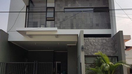 1048. Dijual Rumah Kos aktif Ngagel Timur