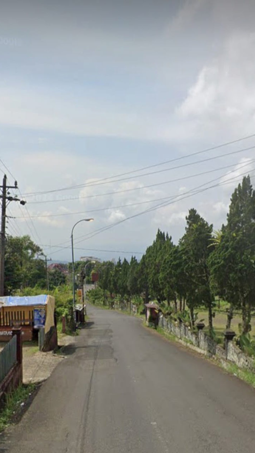 DIJUAL VILLA BATURADEN HITUNG TANAH LOKASI TERBAIK, VIEW KOTA / The Best Location Villa in Purwokerto FOR SALE